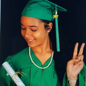 Meet your Posher, Savannah